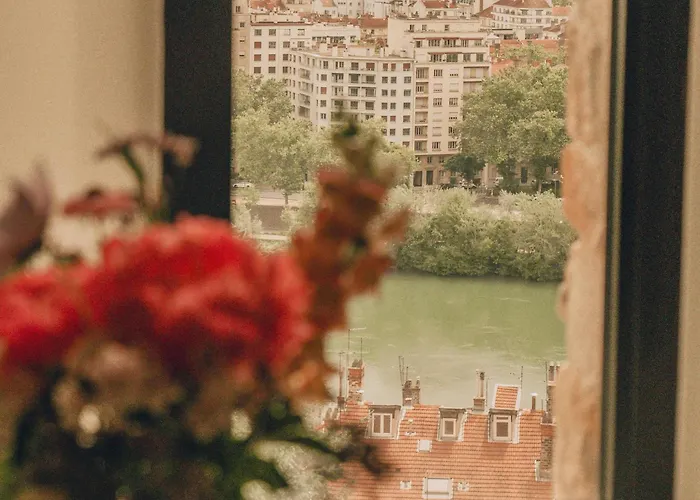 Hotel Fort St Laurent Lyon - Handwritten Collection